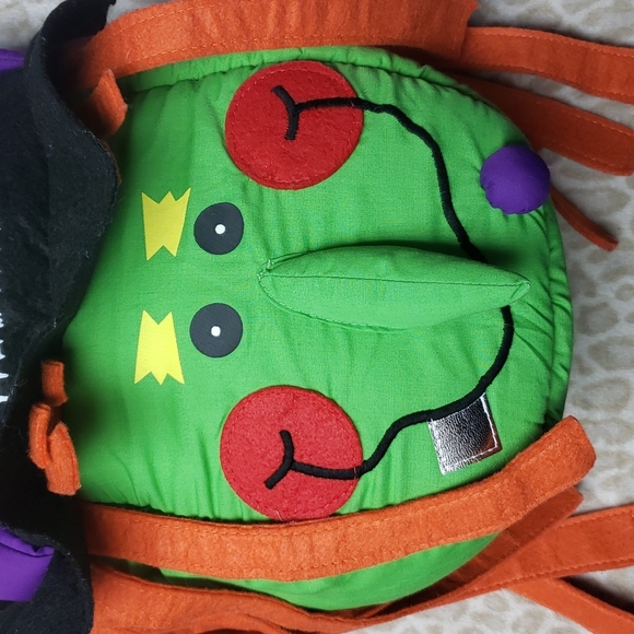 Lillian Vernon TRICK or TREAT Witch Head Candy Bag - Picture 2 of 12